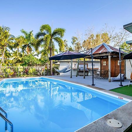 Bush Village Holiday Cabins Airlie Beach Exteriör bild