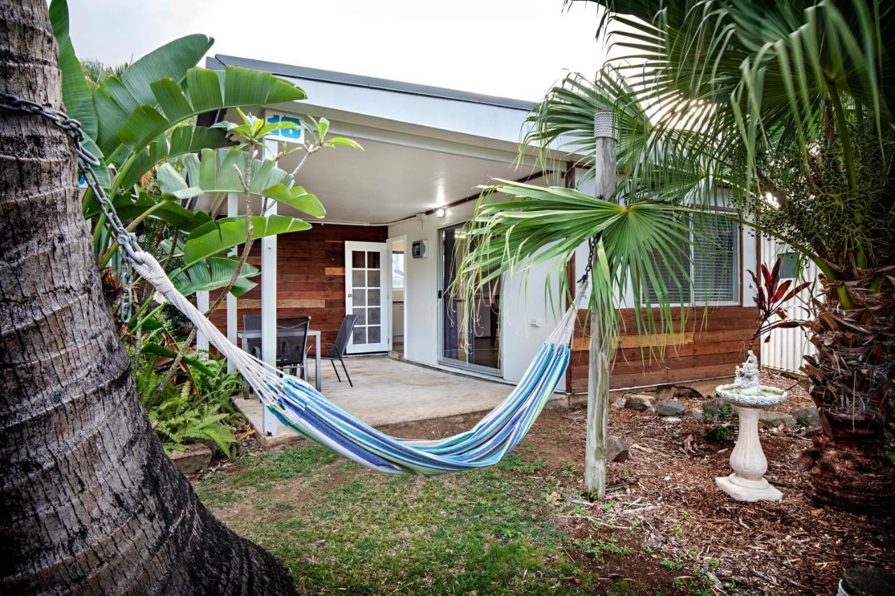 Bush Village Holiday Cabins Airlie Beach Exteriör bild